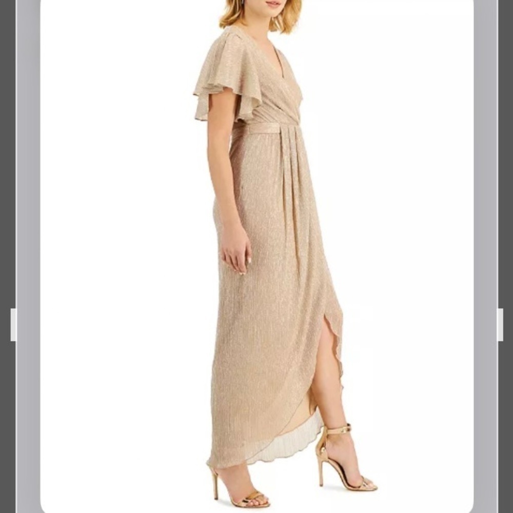 BETSY & ADAM Shimmer V-Neck Flutter Sleeve Gown in Gold/Silver - Picture 4 of 5
